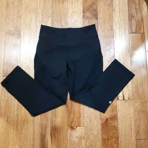EUC Lululemon cropped leggings
